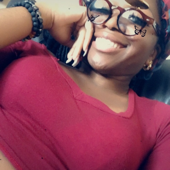 Meet your Posher, Olivia - Picture 12 of 12